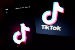 Mạng xã hội TikTok đang rất được giới trẻ ưa chuộng. (Ảnh: Getty)
