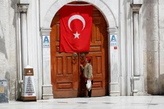 Thổ Nhĩ Kỳ bắt đầu nới lỏng các biện pháp phong tỏa 