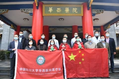 Trung Quốc cử chuyên gia giúp Campuchia phòng chống dịch COVID-19