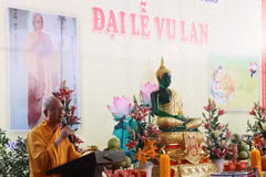 Đại lễ Vu Lan báo hiếu mùa Phật lịch 2563 tại chùa Phật Tích Viêng Chăn hồi năm 2019. (Ảnh: Xuân Tú/TTXVN)