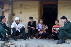 Đoàn Kinh tế-Quốc phòng 356 giúp nhân dân phát triển kinh tế, ổn định đời sống. (Ảnh: Việt Hoàng/TTXVN)