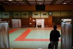 Dân "tị nạn quán net" tại Nhật Bản điêu đứng do dịch COVID-19