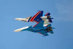 Không quân Nga tập luyện chuẩn bị cho lễ kỷ niệm Ngày chiến thắng