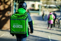 Uber Eats trở thành trụ cột của Uber trong mùa dịch COVID-19. (Ảnh: ITC)