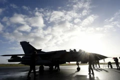 Máy bay trinh sát Tornado. (Nguồn: Reuters)
