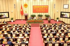 Quang cảnh bế mạc Kỳ họp thứ 14 của Hội đồng Nhân dân thành phố Hà Nội. (Ảnh: An Đăng/TTXVN)