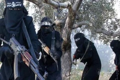 Các nữ chiến binh IS. (Nguồn: alarabiya.net)