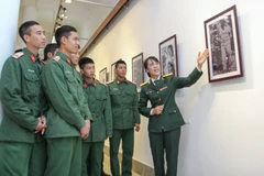 Triển lãm ảnh về lực lượng vũ trang Thủ đô qua các thời kỳ