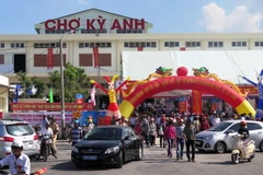 Chợ Kỳ Anh. (Ảnh: Phan Quân/TTXVN)