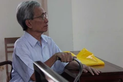 Tống đạt quyết định thi hành án 3 năm tù đối với ông Nguyễn Khắc Thủy