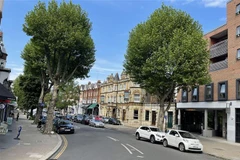 Khách sạn Drayton Court tọa lạc trên con phố The Avenue yên tĩnh thuộc quận Ealing, phía Tây London. (Ảnh: TTXVN phát)