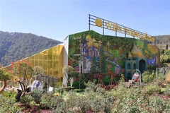 Công trình Vườn thượng uyển bay. (Ảnh: TTXVN phát)