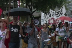 Những người biểu tình ở Rio de Janeiro. (Nguồn: BBC)