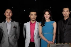 Lâm Chí Linh và ba anh chàng bạn diễn. (Nguồn: Internet)
