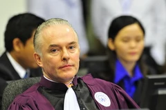 Trưởng công tố người Anh Andrew Cayley. (Nguồn: 3.bp.blogspot.com)