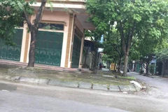 Đầu ngõ nhà Trưởng công an Hà Nam. (Ảnh: Thanh Tuấn/Vietnam+)