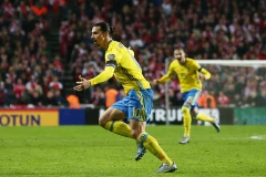 Ibrahimovic đưa Thụy Điển tới Pháp dự vòng chung kết EURO 2016. (Nguồn: DM)
