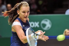 Agnieszka Radwanska lách qua khe cửa hẹp vào bán kết. (Nguồn: AP)