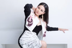 Mẫu vest của nhà thiết kế Cao Minh Tiến. (Ảnh: Luke Nguyễn)