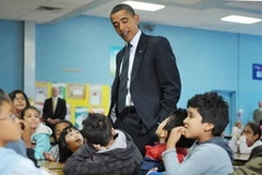 Ông Obama tại một lớp học. Ảnh minh họa. (Nguồn: huffingtonpost.com) 