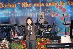 Trưởng ban Công tác cộng đồng Phan Ý Nhi phát biểu tại hội nghị. (Ảnh: Thanh Hải/Berlin)