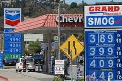 Một trạm bán xăng ở Mỹ. Ảnh minh họa. (Nguồn: AFP/TTXVN)