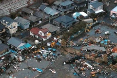 Cảnh đổ nát sau trận sóng thần ở thành phố Hitachinaka, tỉnh Ibaraki. (Nguồn: AFP/TTXVN)