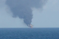 Sự cố nổ giàn khoan Deepwater Horizon do Tập đoàn BP quản lý hồi tháng 12/2010. (Nguồn: AFP/ TTXVN)