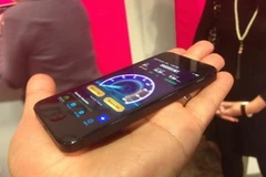 Kiểm tra tốc độ mạng 4G LTE của T-Mobile trên iPhone 5. (Nguồn: cnet.com) 