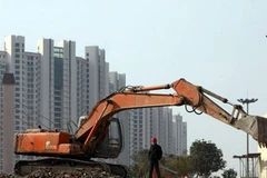 Tại một công trường xây dựng. Ảnh minh họa. (Nguồn: EPA/TTXVN)