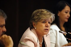 Thư ký điều hành ECLAC Alicia Bárcena tại lễ công bố báo cáo. (Nguồn: ECLAC)
