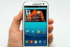 Samsung Galaxy S III. (Nguồn: engadget)