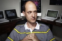 Charlie Miller. (Nguồn: iclarified.com)