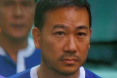 Nghị sĩ đảng Dân chủ Panich Vikitsreth tới phiên tòa ngày 6/1. (Nguồn: AFP/TTXVN)