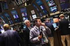 Cảnh giao dịch tại Thị trường chứng khoán New York, Mỹ. (Nguồn: AFP/TTXVN)