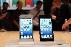 Điện thoại iPhone 5 mới được trưng bày tại San Francisco (Mỹ) ngày 12/9. (Nguồn: AFP/TTXVN)