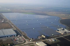 Nhà máy năng lượng mặt trời. (Nguồn: AFP/TTXVN)