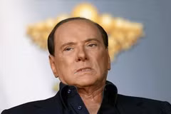 Ông Berlusconi quyết định sẽ không tiếp tục tranh cử. (Nguồn: Reuters)