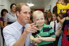 Hoàng tử William rất gần gũi với công chúng. (Nguồn: Getty Images) 