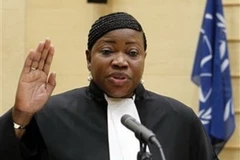 Bà Fatou Bensouda tuyên thệ nhậm chức ngày 15/6. (Nguồn: AP)