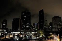 Giờ Trái đất tại thành phố Sydney, Australia. (Ảnh: AFP/TTXVN)