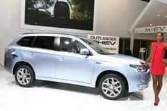 2014 Mitsubishi Outlander PHEV. (Nguồn: autoguide)