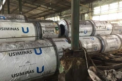Thép cuộn trốn thuế nhập khẩu qua cảng Bến Nghé. (Ảnh: Hoàng Hải/Vietnam+)