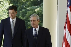 Ông Robert Mueller (phải) tại Nhà trắng. (Nguồn: EPA/TTXVN)