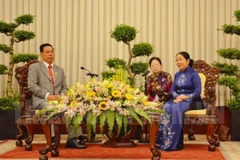 Phó Bí thư Thành ủy Thành phố Hồ Chí Minh Võ Thị Dung tiếp ông Nhem Valy, Quyền Tổng Thư ký Hội đồng Quốc gia Mặt trận Đoàn kết Phát triển Tổ quốc Campuchia. (Nguồn: hcmcpv.org.vn)