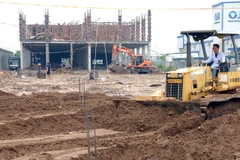 Gỡ “nút thắt” thủ tục cho các dự án đầu tư có sử dụng đất