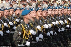 Chính quyền Ukraine triệu tập toàn bộ quân dự bị động viên