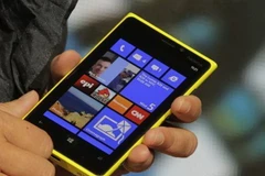 Microsoft hoàn tất việc mua lại bộ phận di động của Nokia 