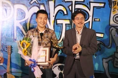 “Nụ cười phong bì” đạt giải nhất Cúp Rồng tre lần thứ IV 