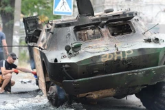 Máy bay quân sự Ukraine chở 49 người bị bắn rơi ở Lugansk